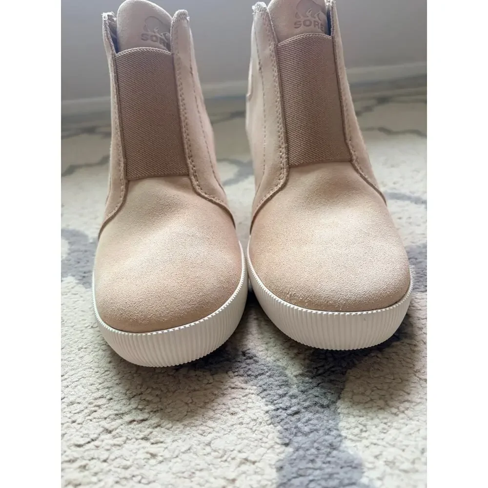 NEW Sorel Out N About Wedge Bootie Sneakers Beige Suede Women’s Size 9